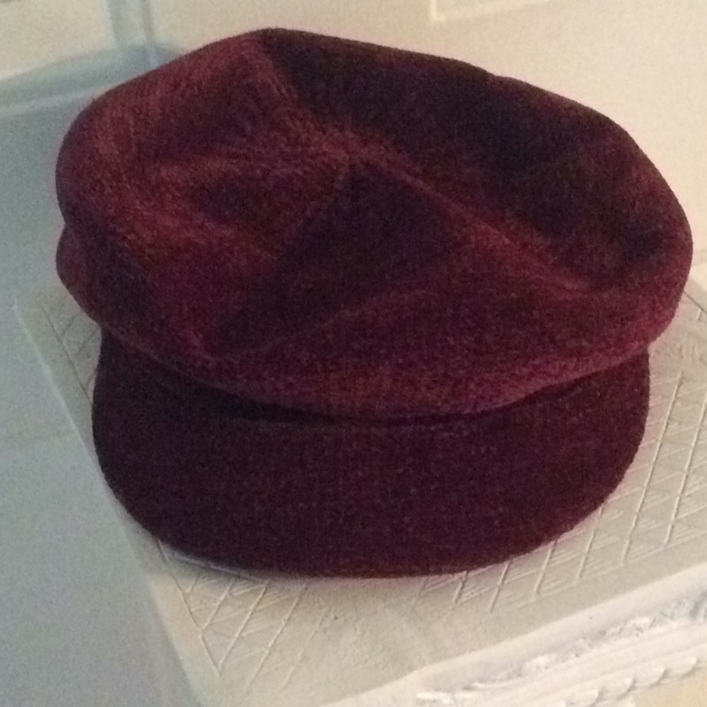 BP Woman’s Chenille Baker-Boy Cap/Hat NWT